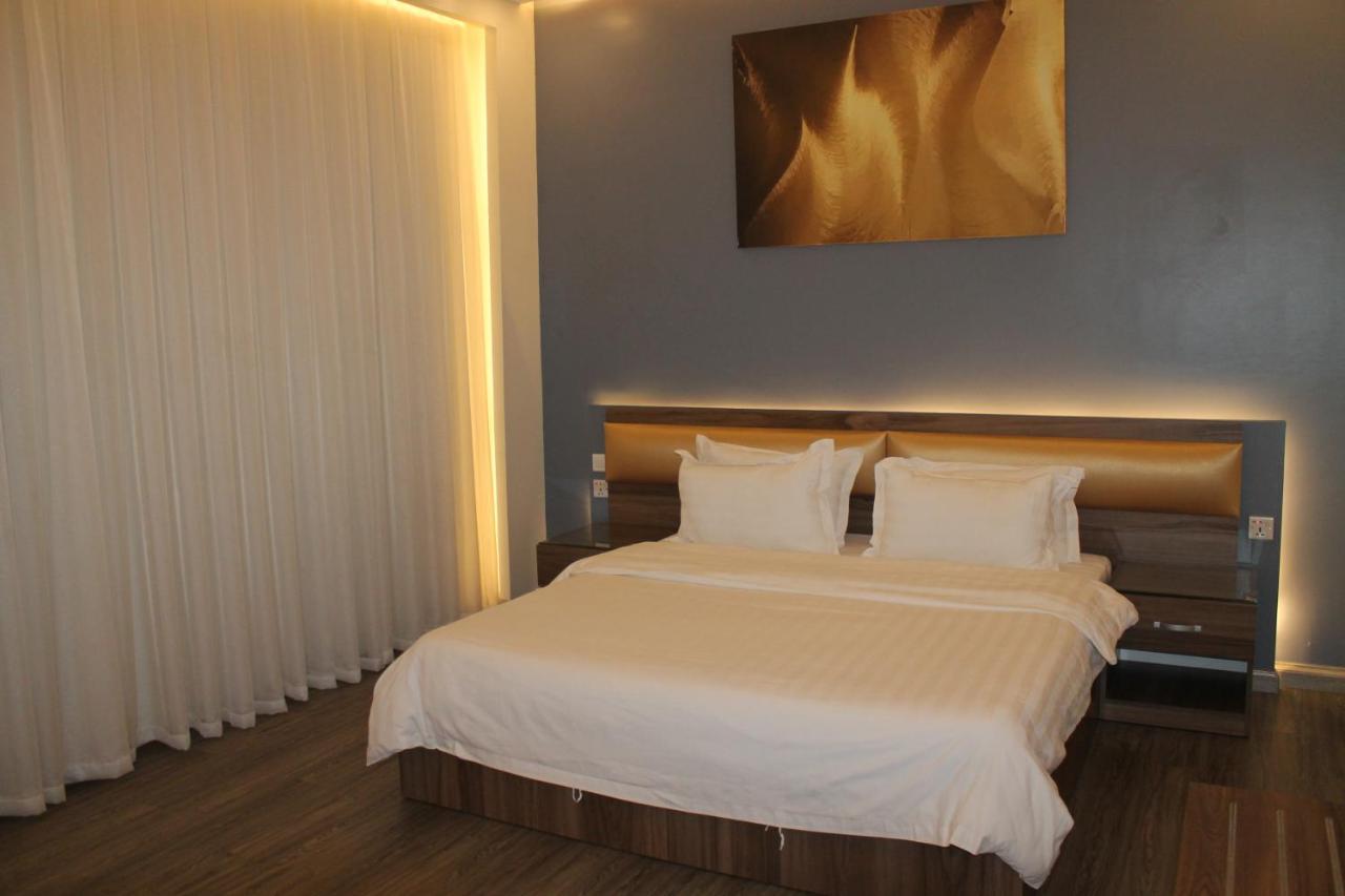 Platinum The First Hotell Medina Exteriör bild